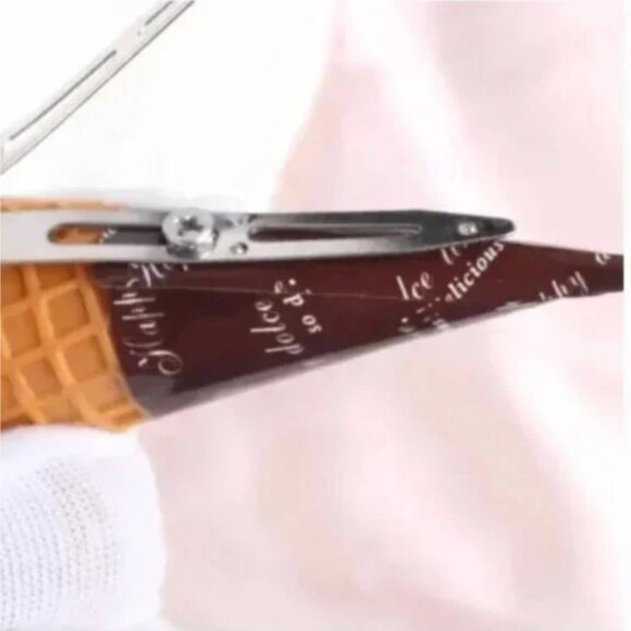 ⭐️❤️ FREE Ice Cream Snack Candy Boho Peasant Pop Art Hip Food Hair Clip Barrette - Picture 3 of 3